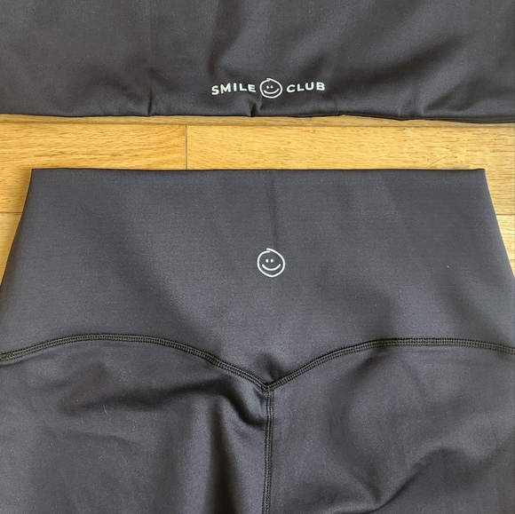 Moana active wear set - Picture 6 of 10